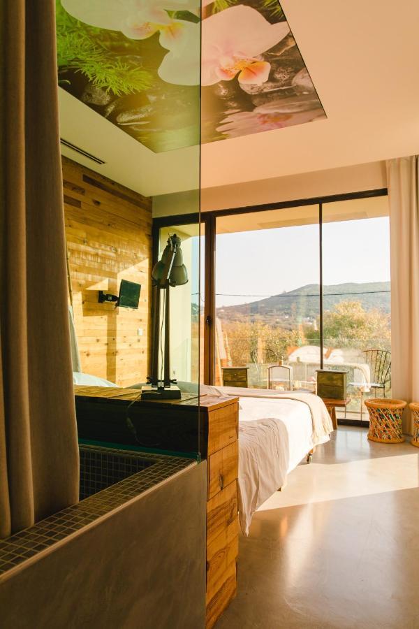 Cooking And Nature - Emotional Hotel อัลวาโดส ภายนอก รูปภาพ
